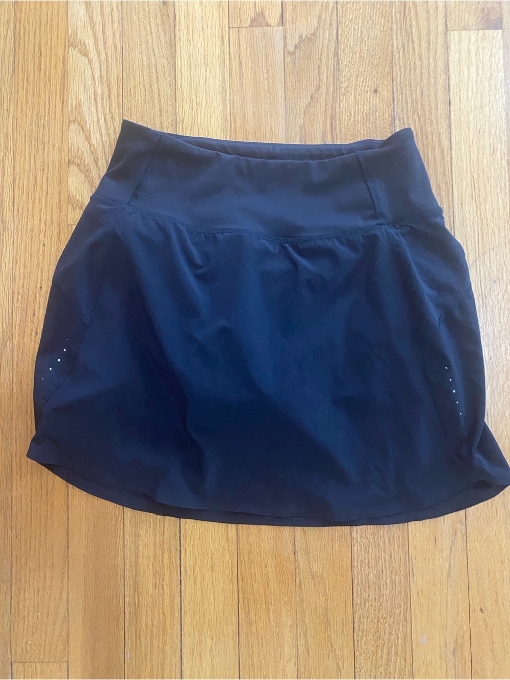 Athleta Black skort with High Waist and Vent Detailing
